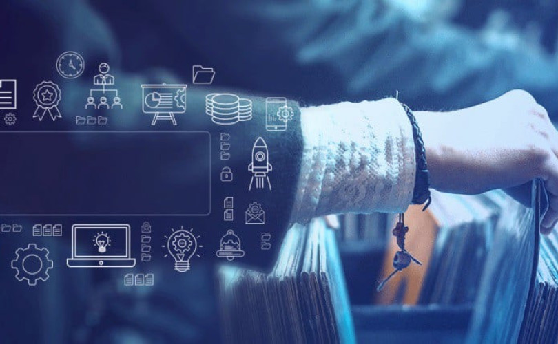 Access working with databases on the Internet
